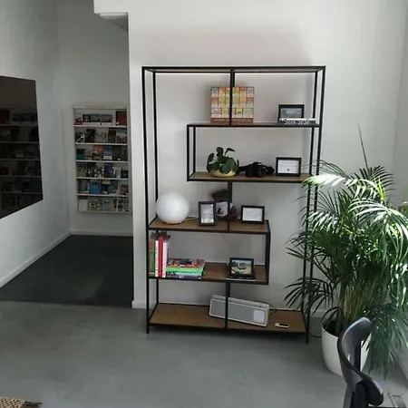 Huize Hoge Fronten Apartament *