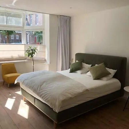 Huize Hoge Fronten Apartament